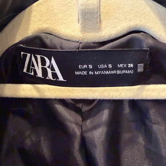 Zara Women's Black Faux Leather Moto Jacket - Picture 3 of 3